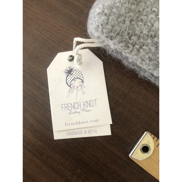 French Knot Lindsay Mason Wool Fleece Lined Hand Embroidered Hat NWT Beaded Gray - Picture 3 of 4